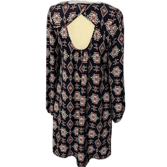 Xhilaration green southwestern style shift dress cut out back M lightweight - Picture 3 of 5